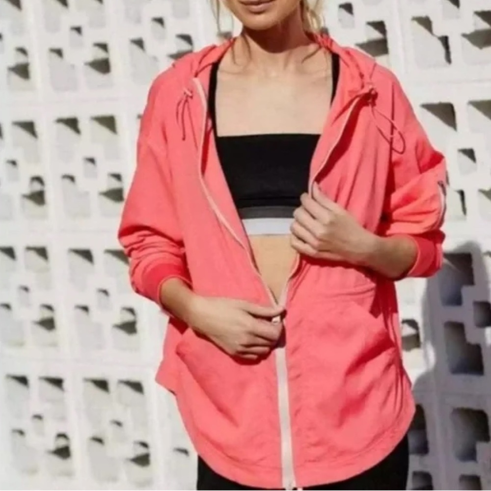 NWT Free People Jacket Run Wild Hooded Jacket Pink Size XS Full Zip Athleisure